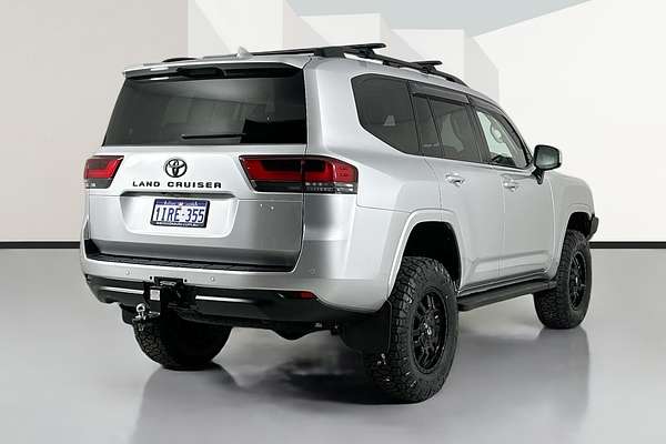 2022 Toyota Landcruiser LC300 VX (4x4) FJA300R