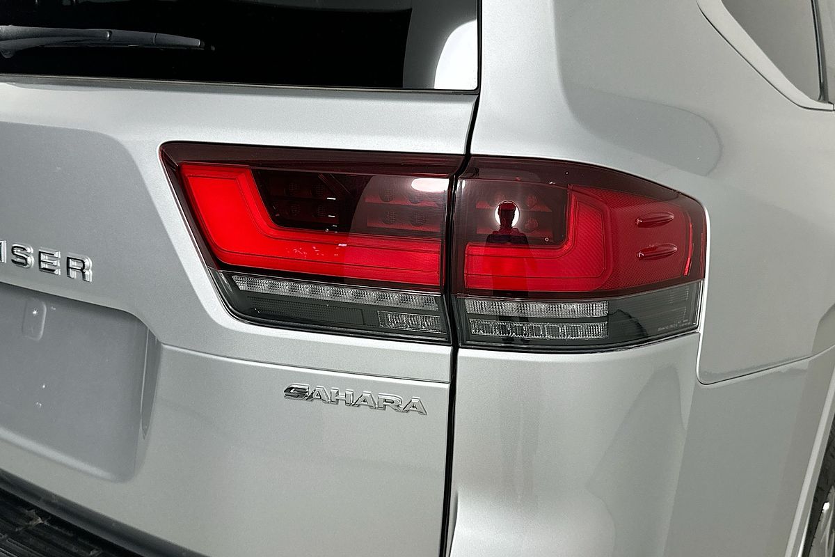 2024 Toyota LANDCRUISER LC300 SAHARA (4x4) FJA300R