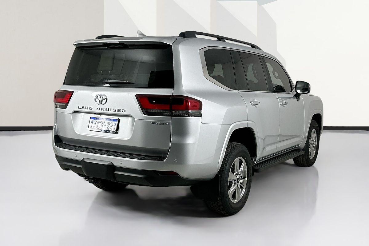 2024 Toyota Landcruiser LC300 SAHARA (4x4) FJA300R