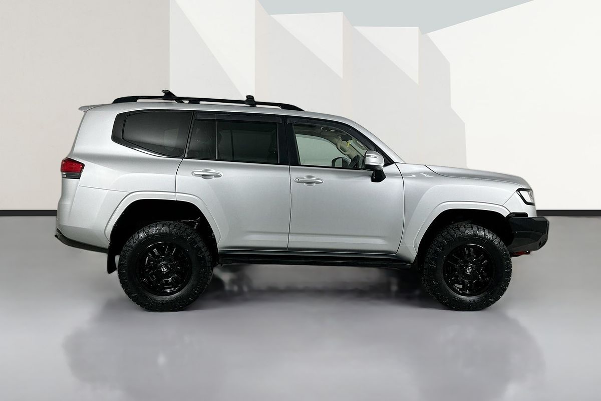 2022 Toyota Landcruiser LC300 VX (4x4) FJA300R