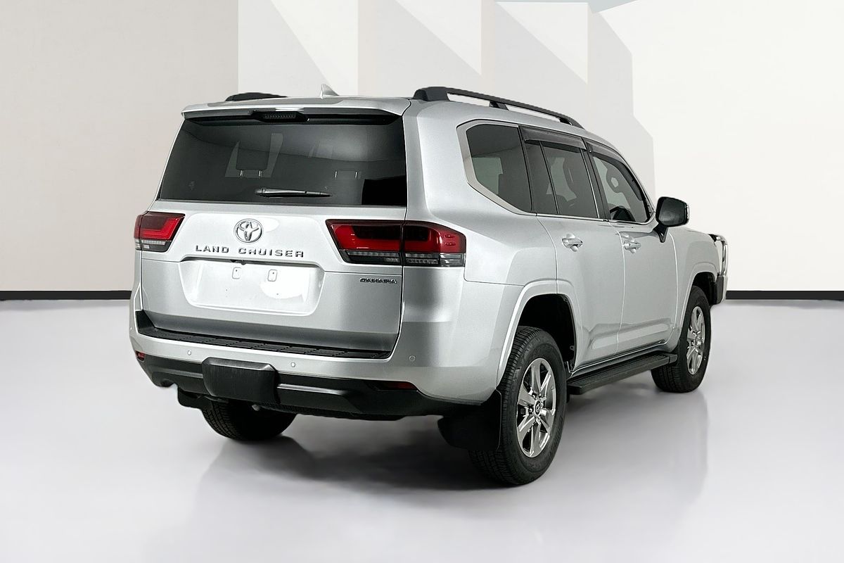 2024 Toyota LANDCRUISER LC300 SAHARA (4x4) FJA300R