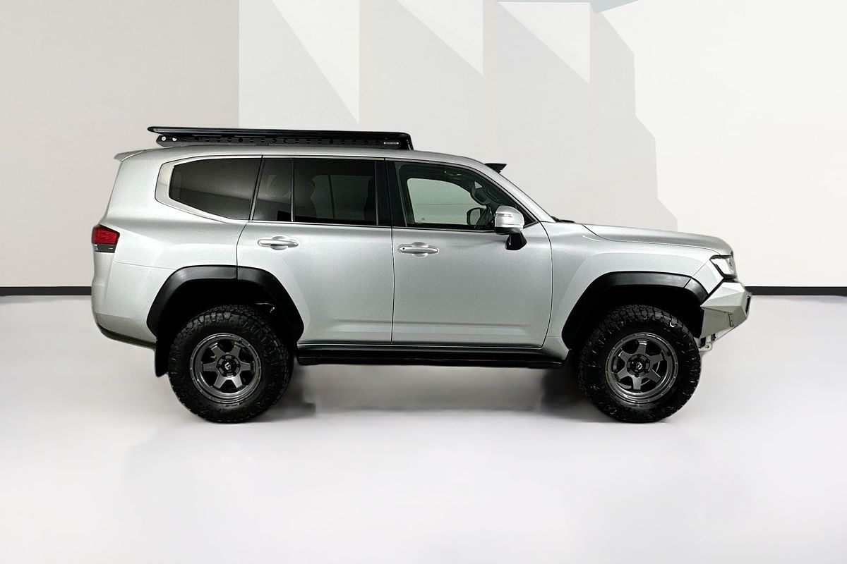 2022 Toyota LANDCRUISER LC300 VX (4x4) FJA300R