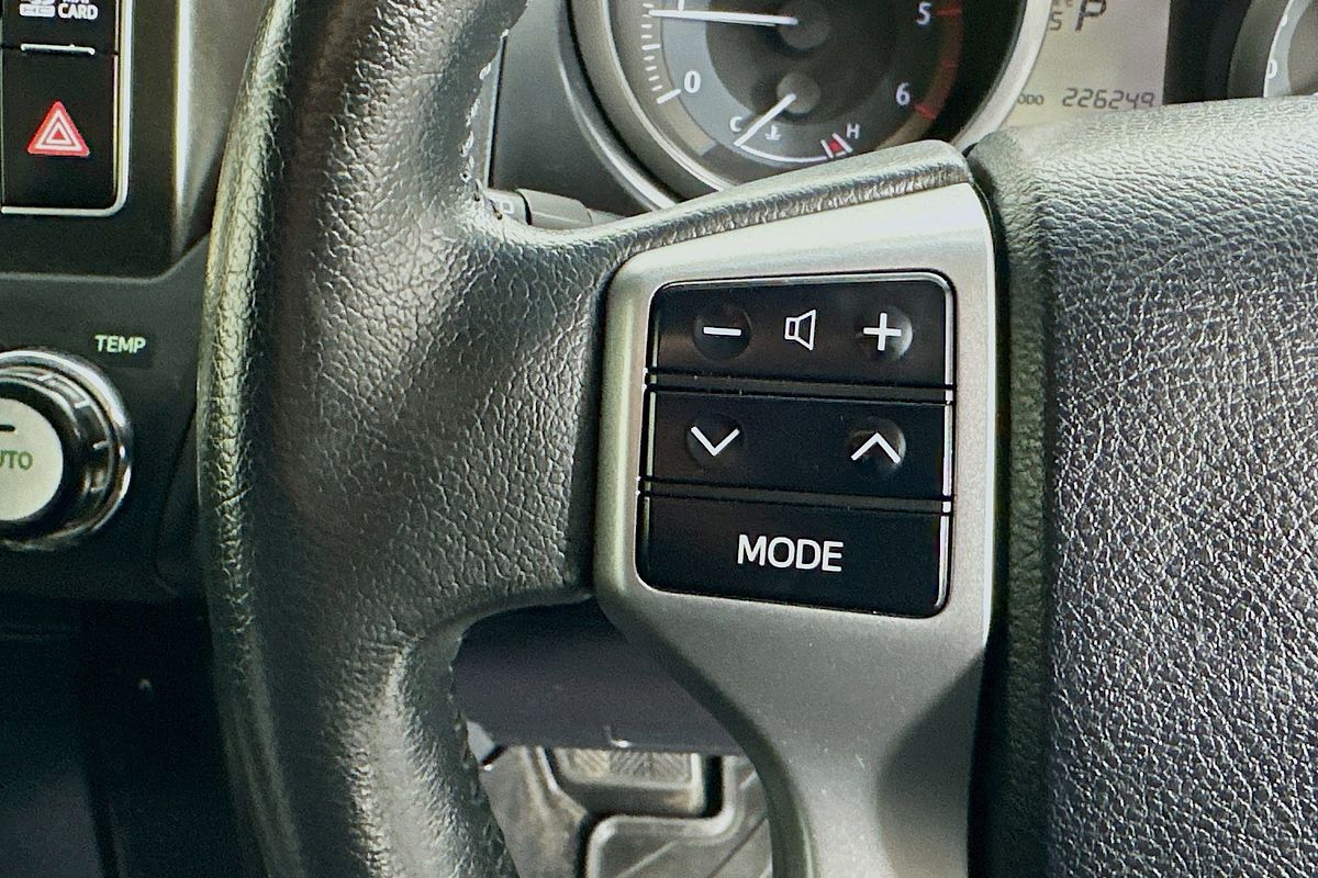 2014 Toyota LANDCRUISER PRADO ALTITUDE (4x4) KDJ150R MY14
