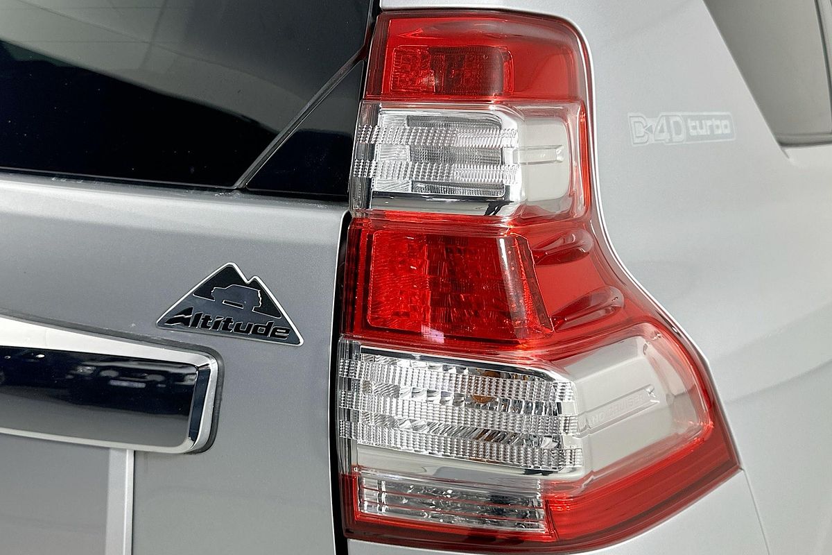 2014 Toyota LANDCRUISER PRADO ALTITUDE (4x4) KDJ150R MY14