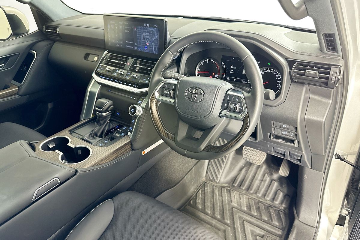 2024 Toyota Landcruiser LC300 VX (4x4) FJA300R