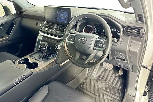 2024 Toyota Landcruiser LC300 VX (4x4) FJA300R