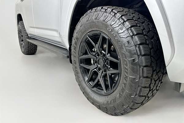 2024 Toyota Landcruiser LC300 VX (4x4) FJA300R