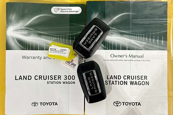 2024 Toyota Landcruiser LC300 VX (4x4) FJA300R