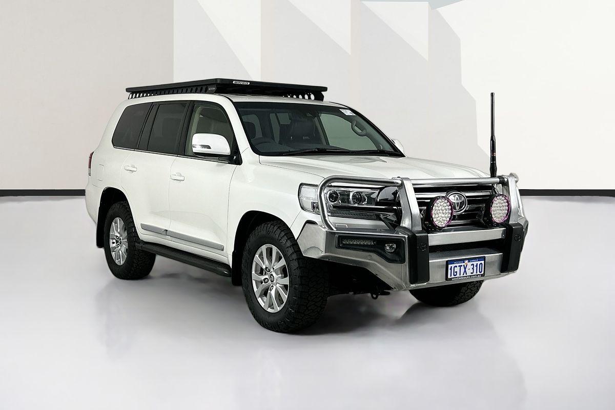 2017 Toyota LANDCRUISER SAHARA (4x4) VDJ200R MY16