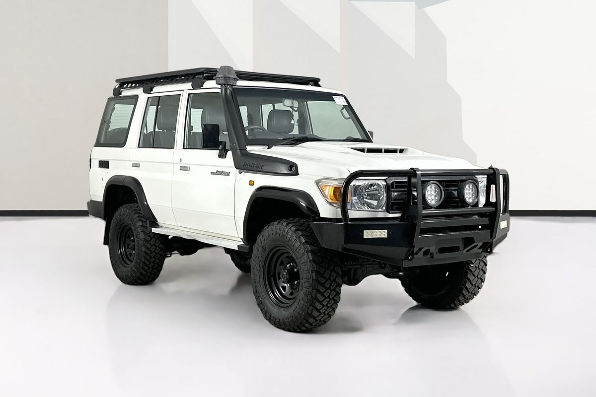 2017 Toyota LANDCRUISER WORKMATE (4x4) VDJ76R MY18