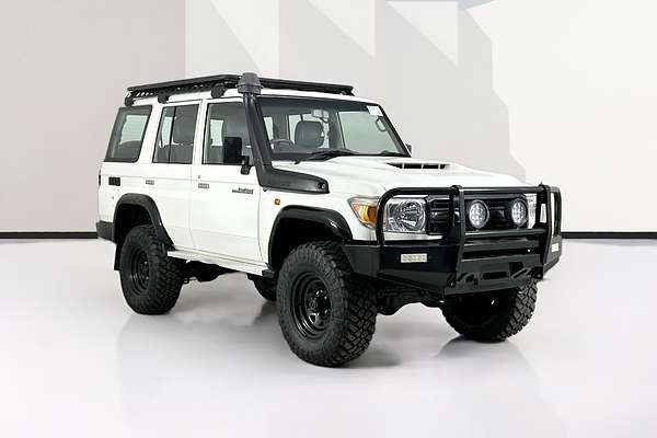 2017 Toyota LANDCRUISER WORKMATE (4x4) VDJ76R MY18