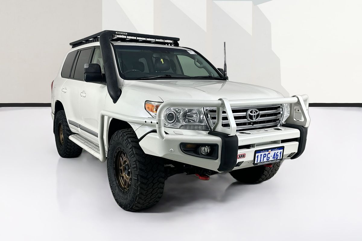 2015 Toyota Landcruiser Sahara VDJ200R
