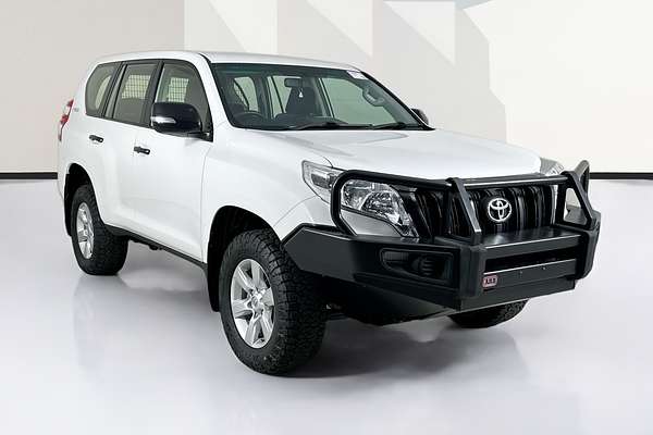 2017 Toyota LANDCRUISER GX GDJ150R
