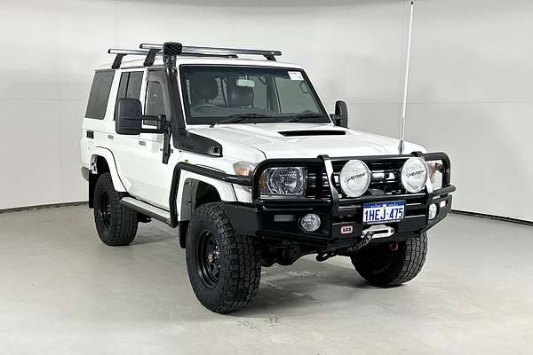 2014 Toyota LANDCRUISER GXL (4x4) VDJ76R MY12 UPDATE