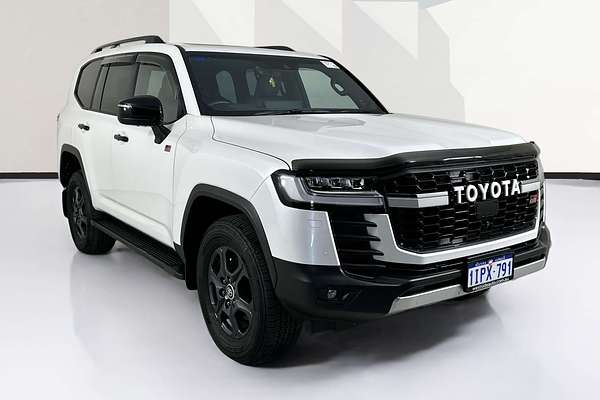 2024 Toyota Landcruiser LC300 GR-S (4x4) FJA300R