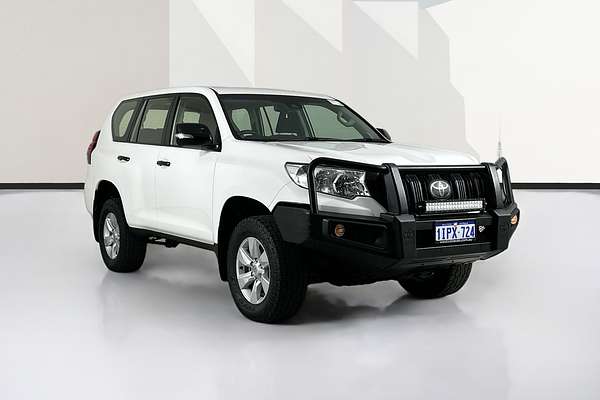 2017 Toyota LANDCRUISER GX GDJ150R