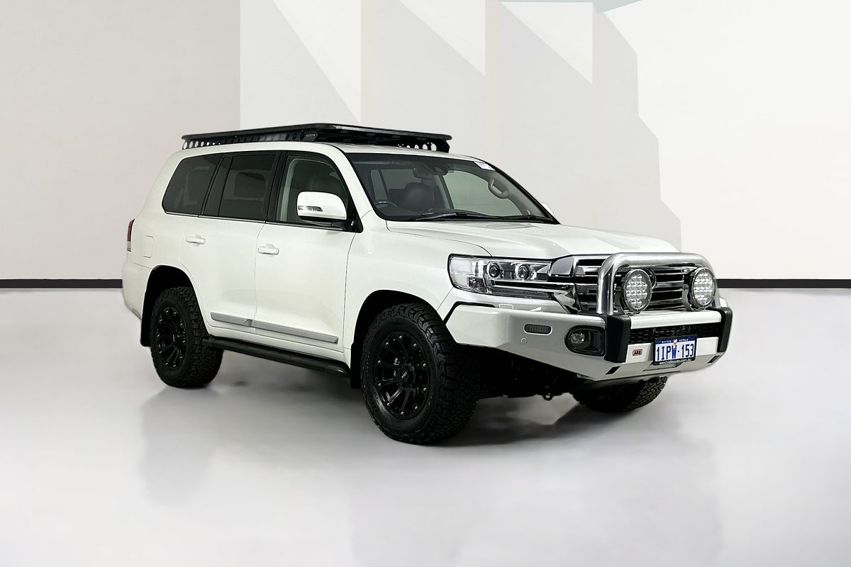 2020 Toyota LANDCRUISER LC200 SAHARA (4x4) VDJ200R