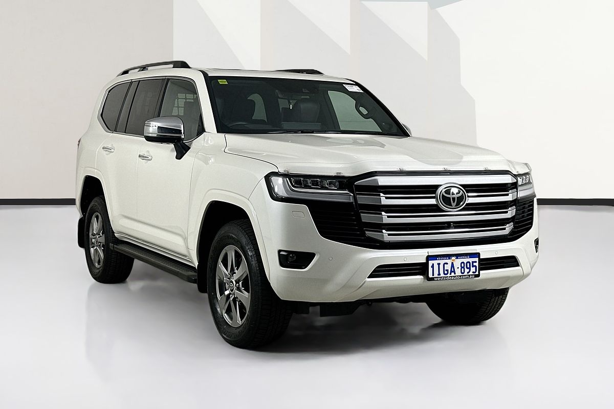 2024 Toyota LANDCRUISER LC300 SAHARA (4x4) FJA300R