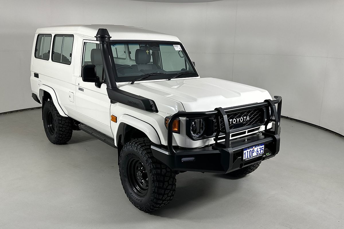 2024 Toyota Landcruiser Workmate Troopcarrier GDJL78R