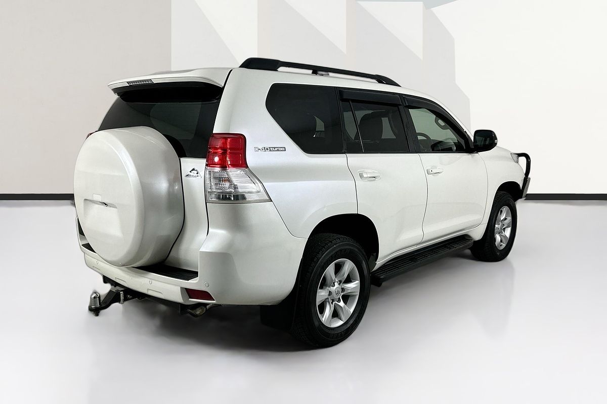 2013 Toyota LANDCRUISER PRADO ALTITUDE (4x4) KDJ150R 11 UPGRADE