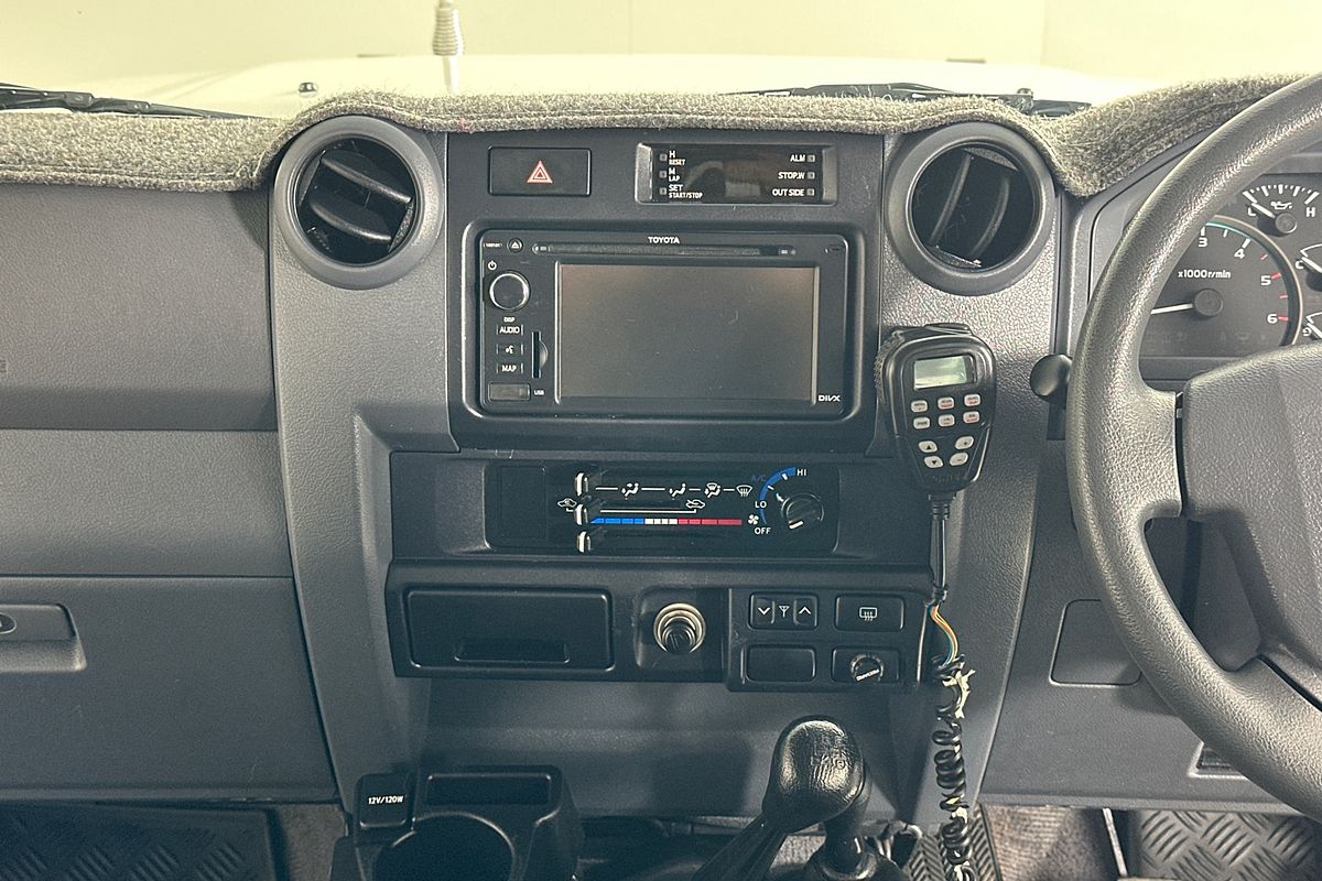 2014 Toyota LANDCRUISER GXL (4x4) VDJ76R MY12 UPDATE