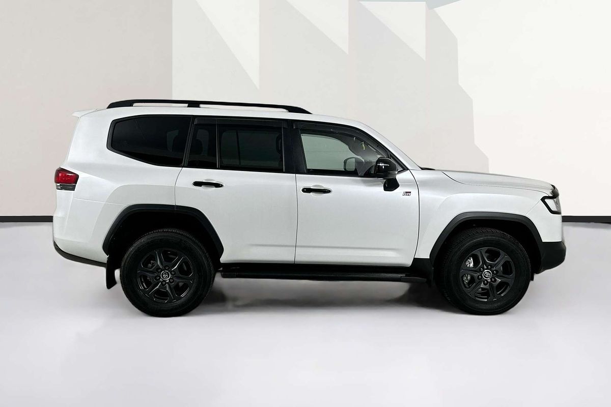 2024 Toyota Landcruiser LC300 GR-S (4x4) FJA300R