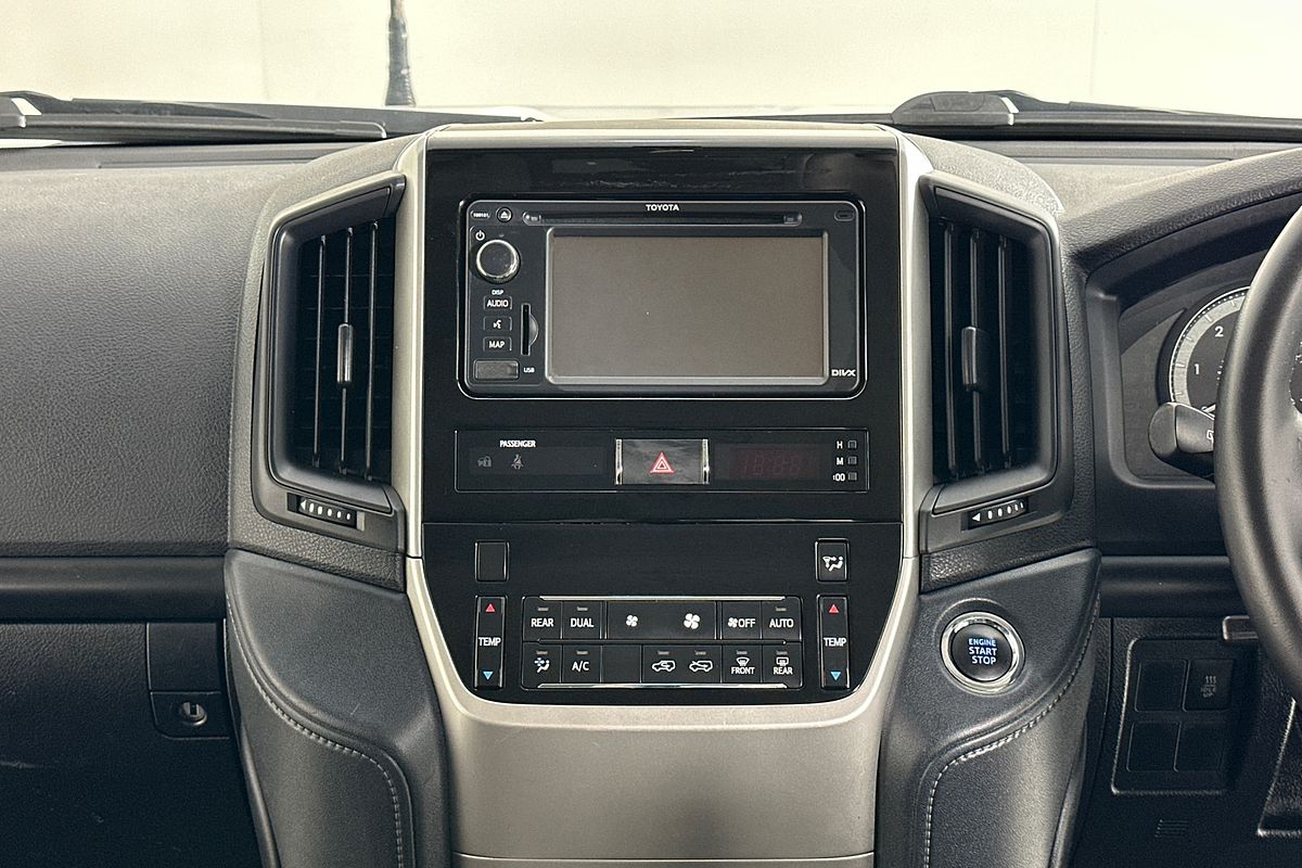 2015 Toyota LANDCRUISER GXL (4x4) VDJ200R MY16