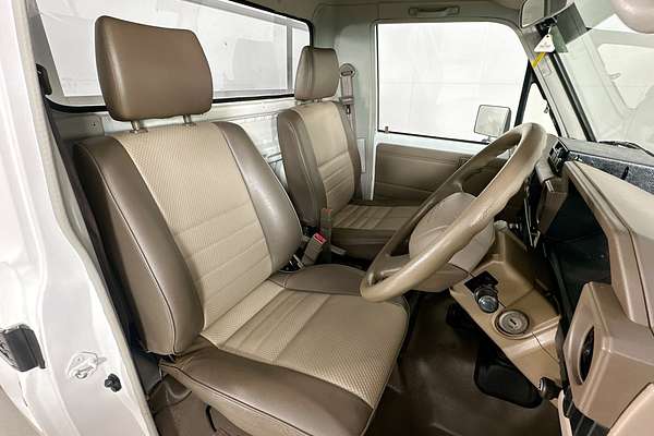 2001 Toyota LANDCRUISER (4x4) HZJ79R 4X4