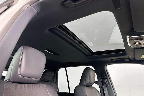 2024 Toyota Landcruiser LC300 VX (4x4) FJA300R