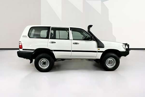 2003 Toyota LANDCRUISER (4x4) HZJ105R