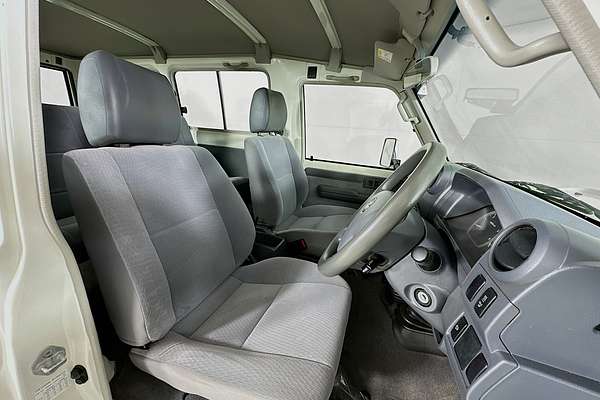 2019 Toyota Landcruiser GXL (4x4) 5 SEAT VDJ78R