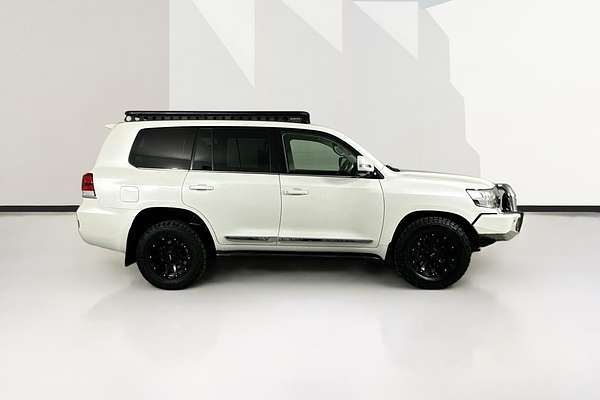 2020 Toyota LANDCRUISER LC200 SAHARA (4x4) VDJ200R