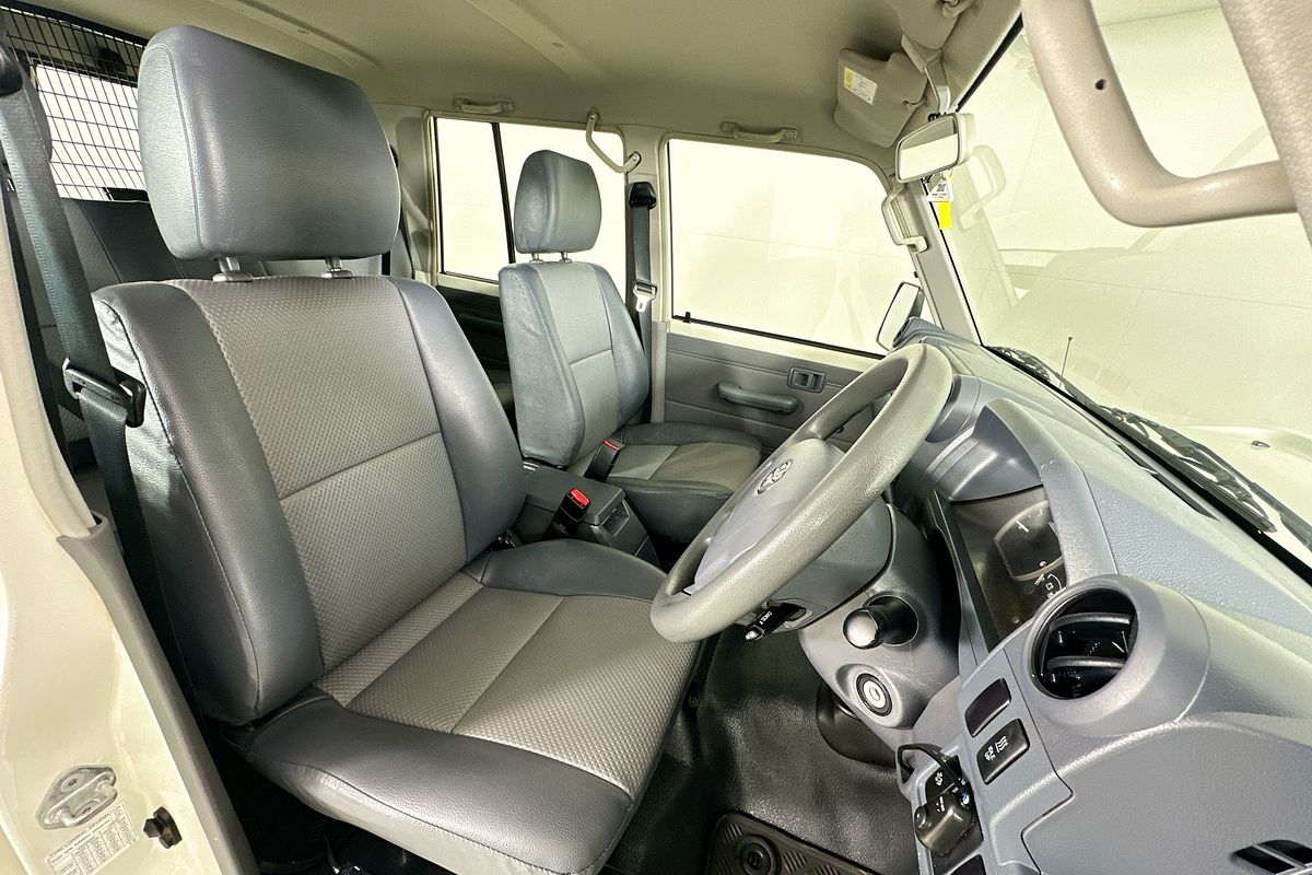 2017 Toyota LANDCRUISER WORKMATE (4x4) VDJ76R MY18