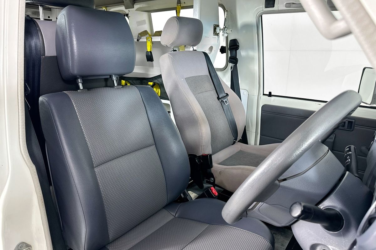 2016 Toyota Landcruiser WORKMATE (4x4) 3 SEAT VDJ78R MY12 UPDATE