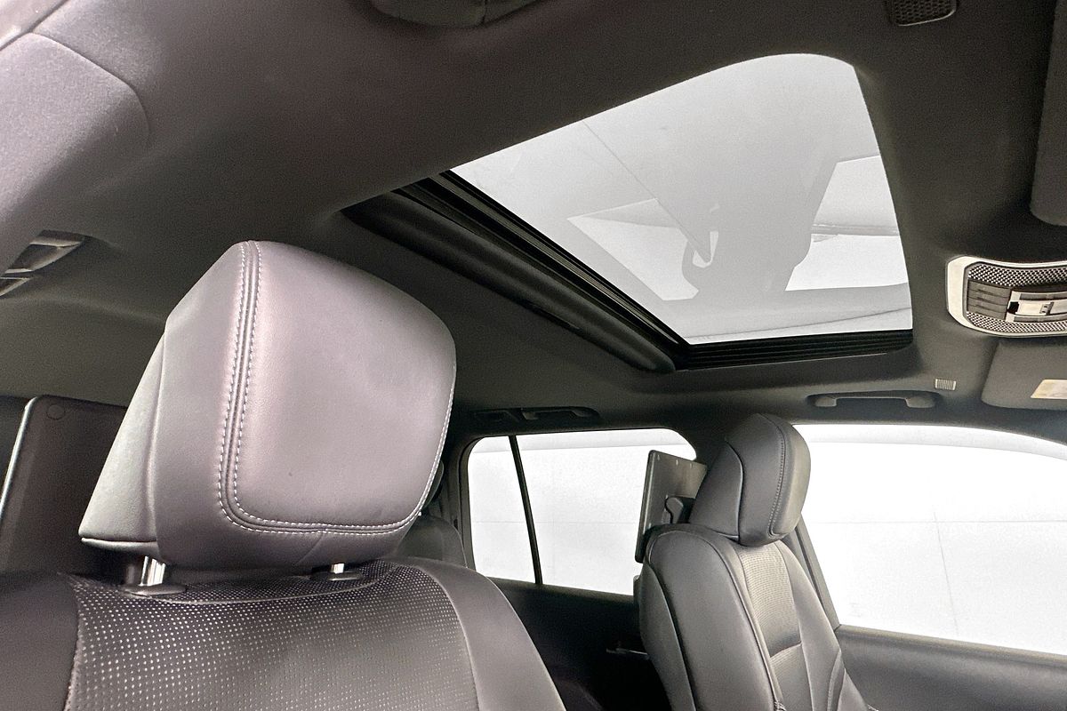 2022 Toyota LANDCRUISER LC300 SAHARA (4x4) FJA300R