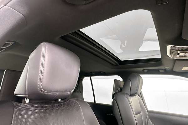 2022 Toyota LANDCRUISER LC300 SAHARA (4x4) FJA300R