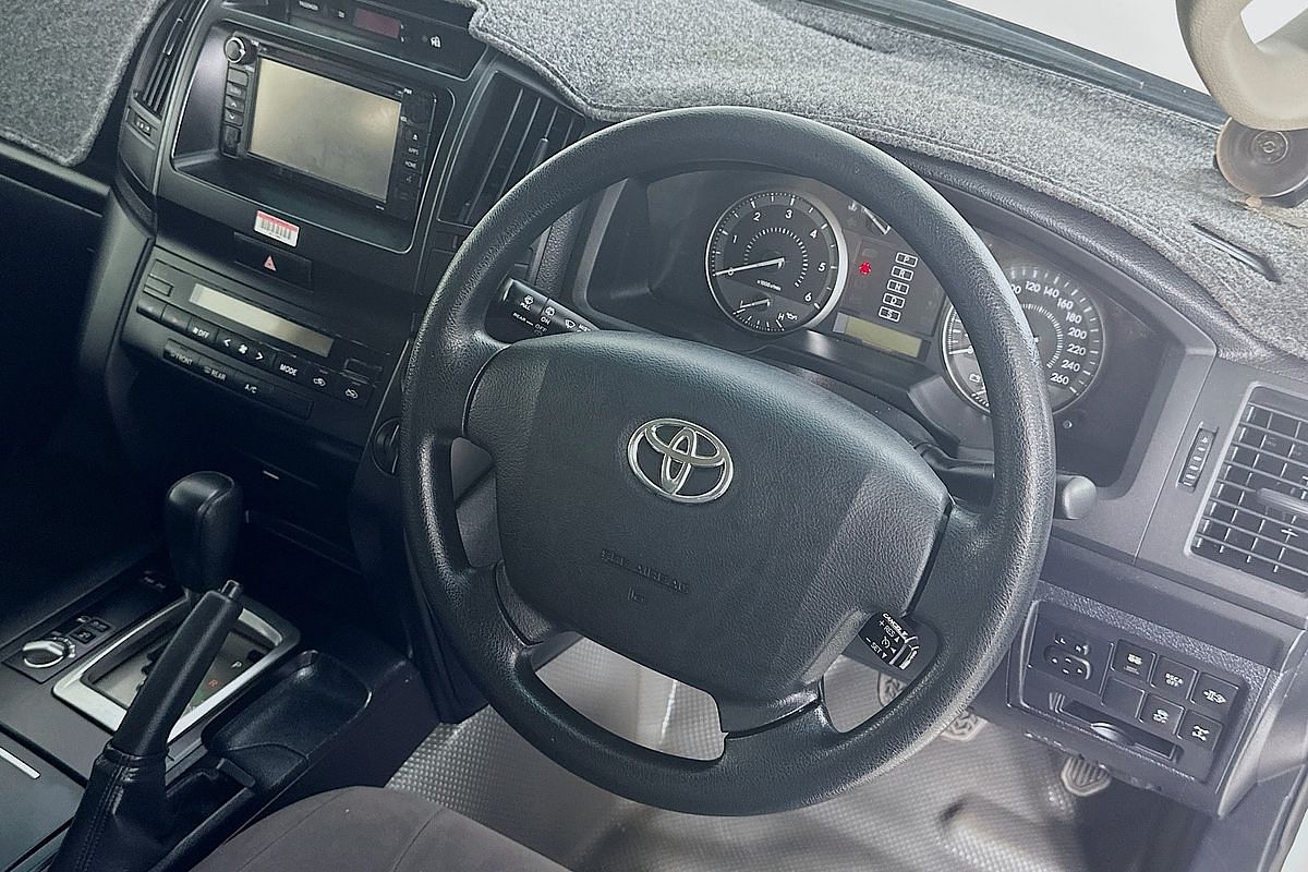2018 Toyota LANDCRUISER GX (4x4) VDJ200R MY16