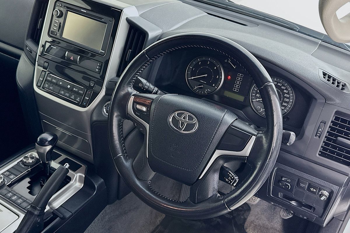 2016 Toyota LANDCRUISER GXL (4x4) VDJ200R MY16