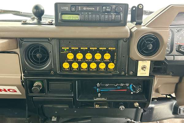 2001 Toyota LANDCRUISER (4x4) HZJ79R 4X4