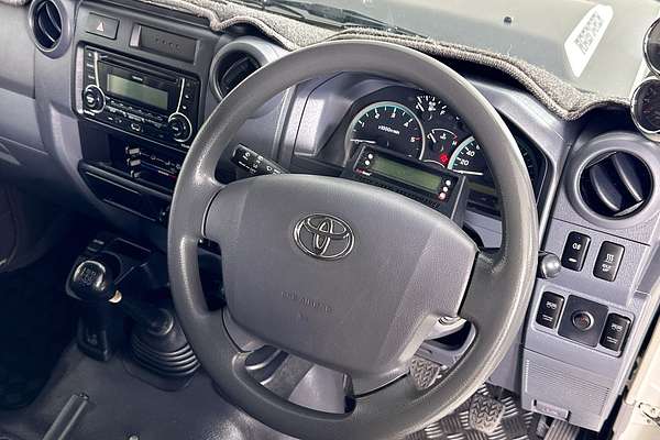 2015 Toyota Landcruiser WORKMATE (4x4) 3 SEAT VDJ78R MY12 UPDATE
