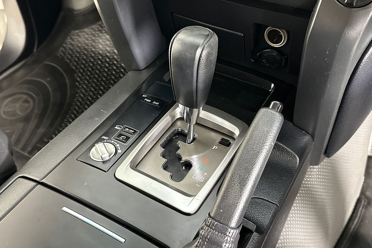 2019 Toyota LANDCRUISER LC200 GX (4x4) VDJ200R