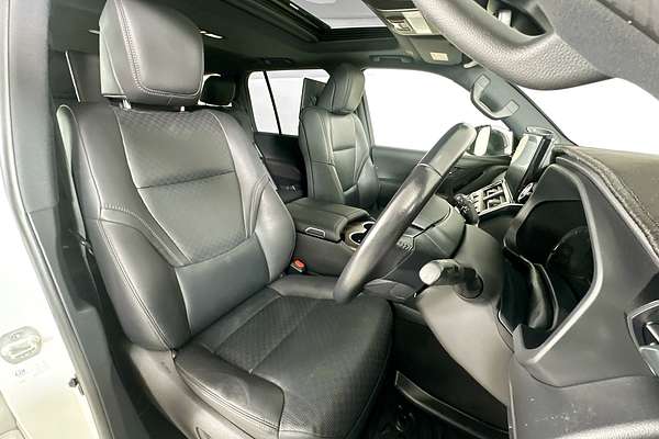 2022 Toyota LANDCRUISER LC300 SAHARA (4x4) FJA300R
