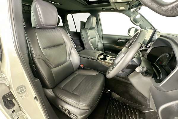 2024 Toyota LANDCRUISER LC300 SAHARA (4x4) FJA300R