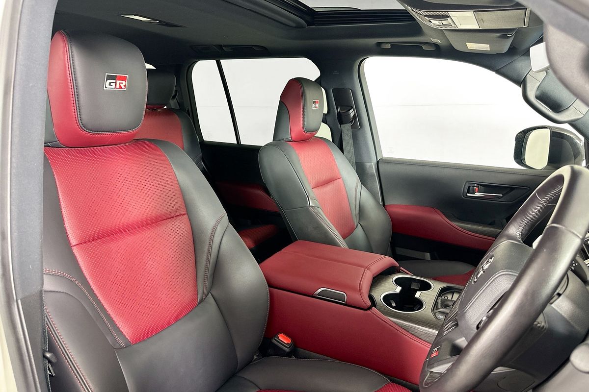2023 Toyota LANDCRUISER LC300 GR-S (4x4) FJA300R