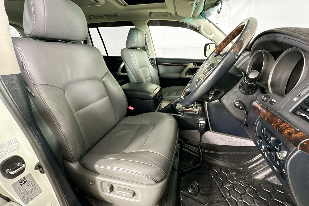 2011 Toyota LANDCRUISER SAHARA (4x4) VDJ200R 09 UPGRADE