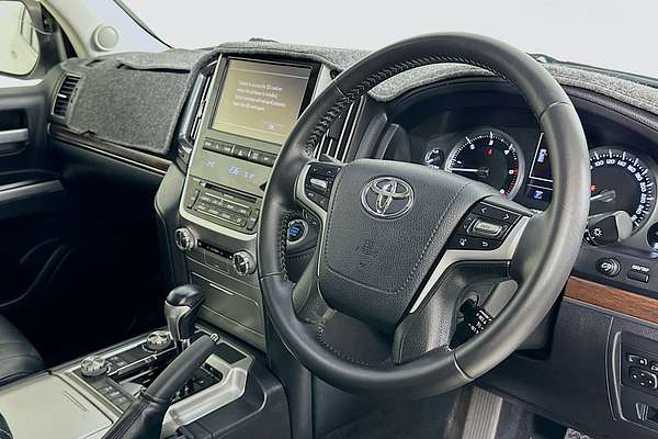 2017 Toyota LANDCRUISER VX (4x4) VDJ200R MY16