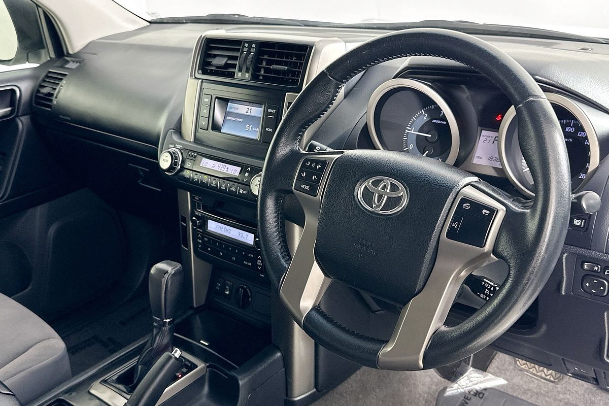 2013 Toyota LANDCRUISER PRADO GXL (4x4) KDJ150R 11 UPGRADE