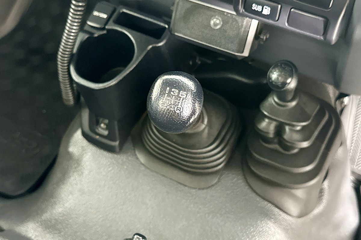 2016 Toyota LANDCRUISER WORKMATE (4x4) VDJ79R MY12 UPDATE 4X4