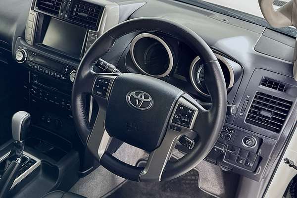 2013 Toyota LANDCRUISER PRADO ALTITUDE (4x4) KDJ150R 11 UPGRADE