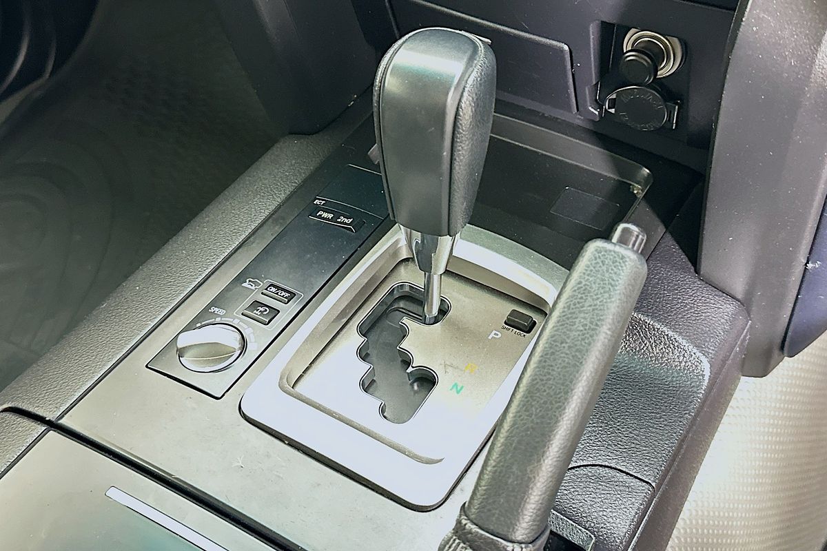 2020 Toyota Landcruiser GX VDJ200R